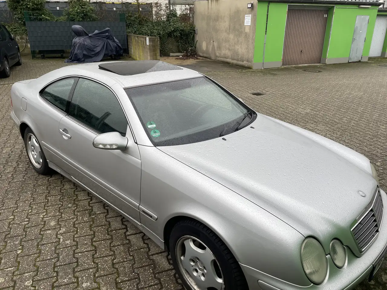 Mercedes-Benz CLK 320