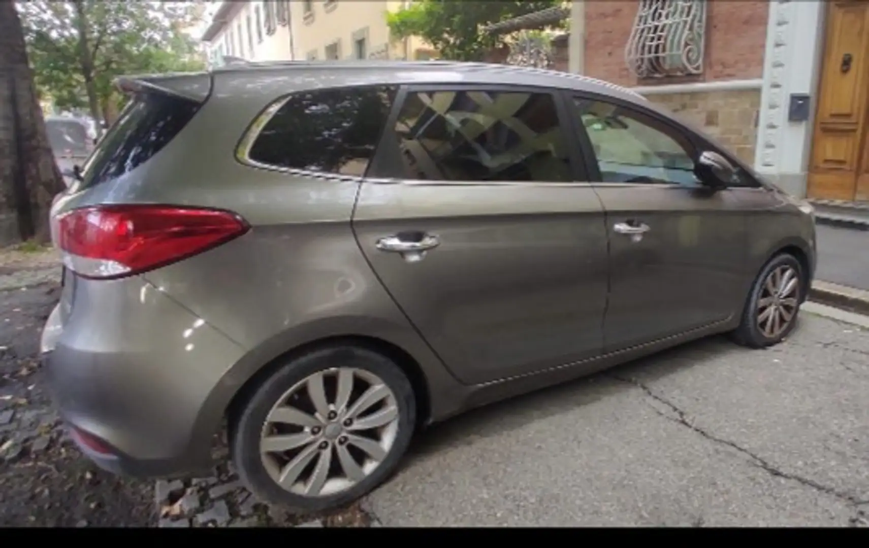 Kia Carens 1.7 crdi high tech stop&go 115cv 7p.ti - 2