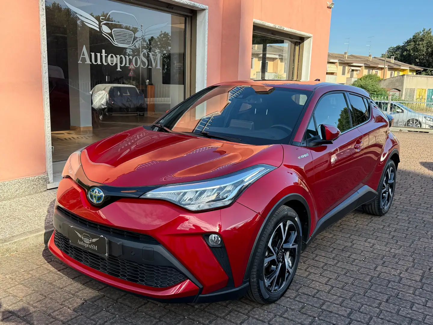 Toyota C-HR C-HR I 2020 2.0h Trend e-cvt Červená - 1