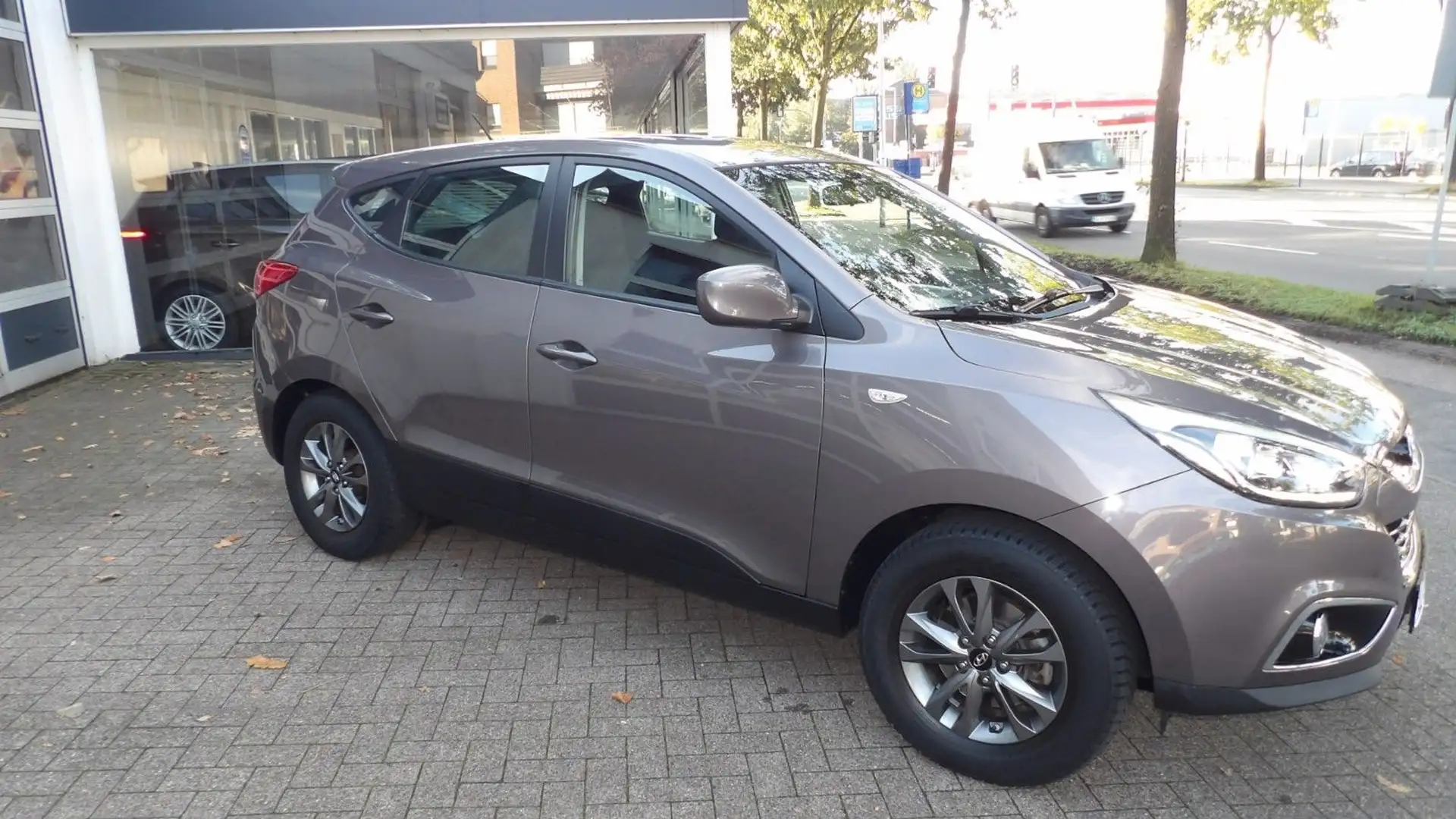 Hyundai iX35 FIFA World Cup Edition*LPG-Gasanlage* Braun - 2