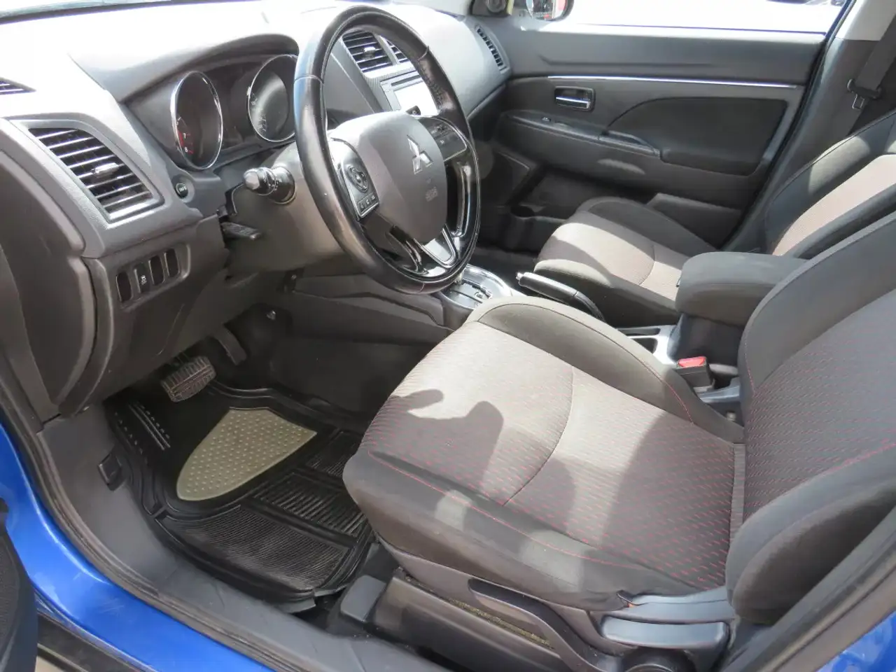 Mitsubishi RVR снимка Mitsubishi RVR