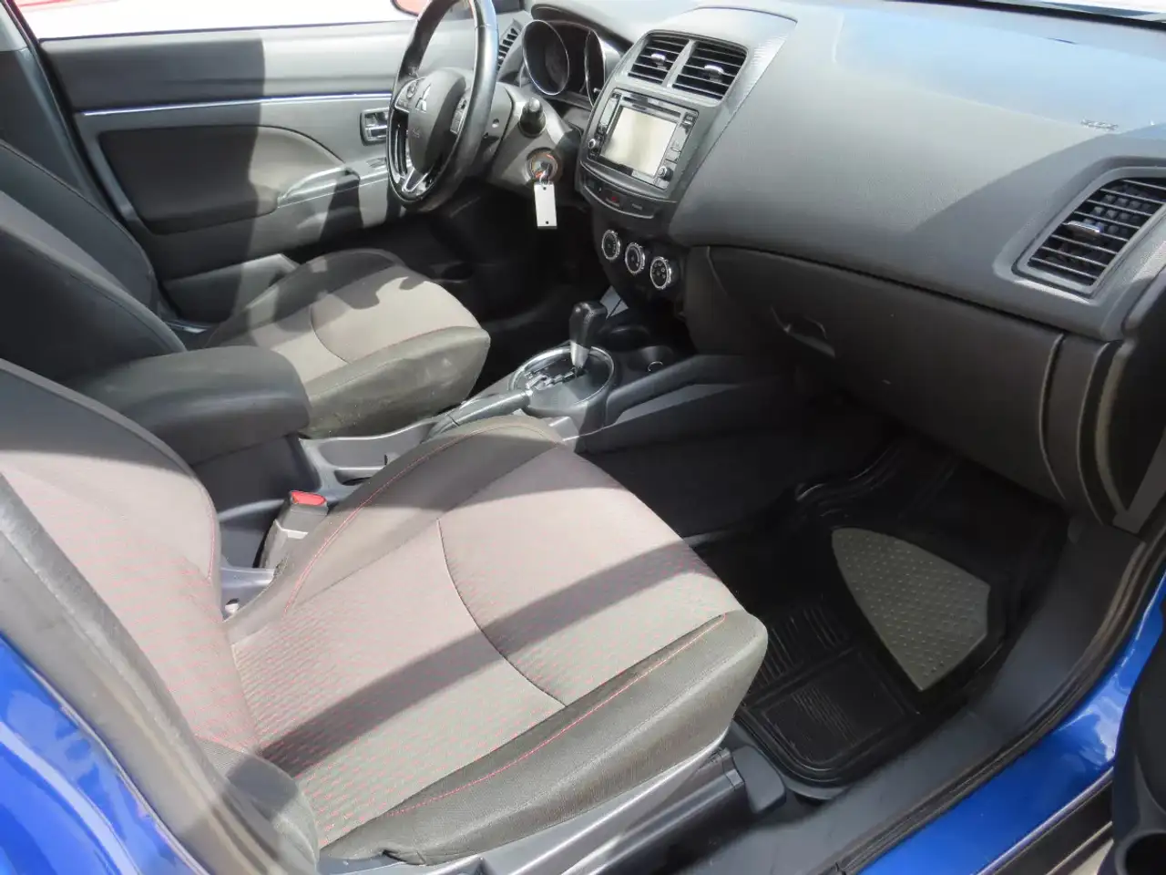 Mitsubishi RVR снимка Mitsubishi RVR