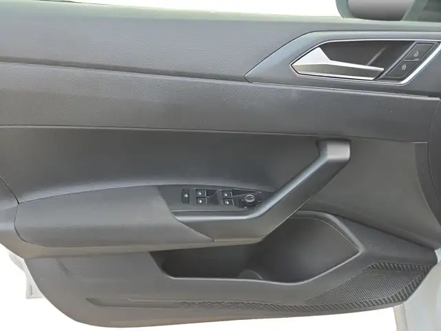 Volkswagen Taigo view 11