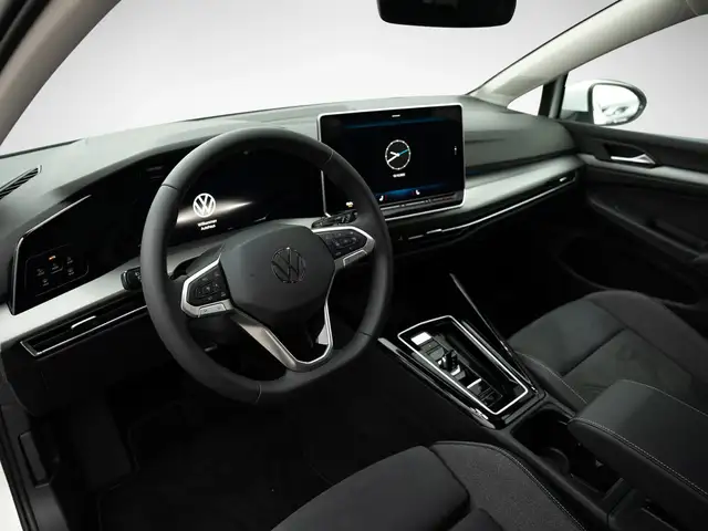 Volkswagen Golf view 5