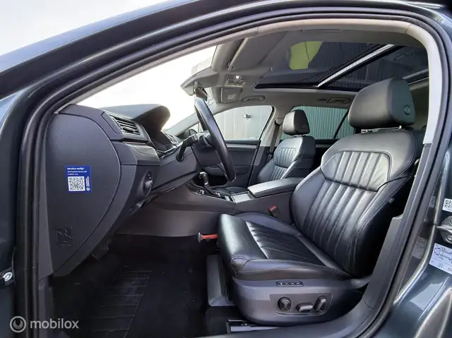 Skoda Superb view 4