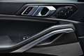 BMW X6 M50 dAS * NP: € 140.050 / 1HD.  / FULL OPTION * Noir - thumbnail 22