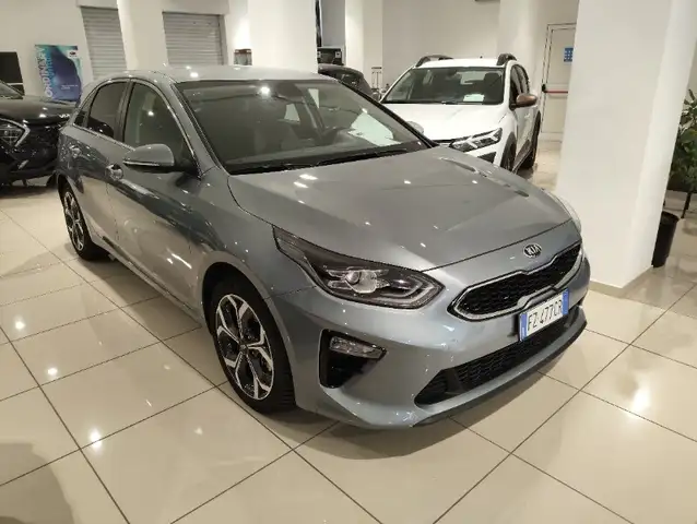 Kia Ceed / cee'd 1.6 CRDi 136 CV DCT 5p. Evolution