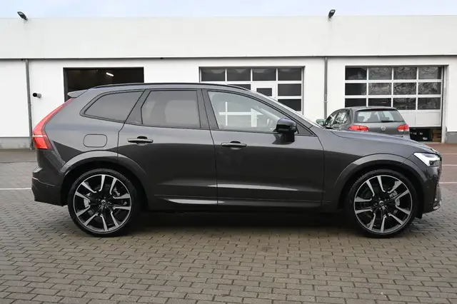 Volvo XC60 view 6