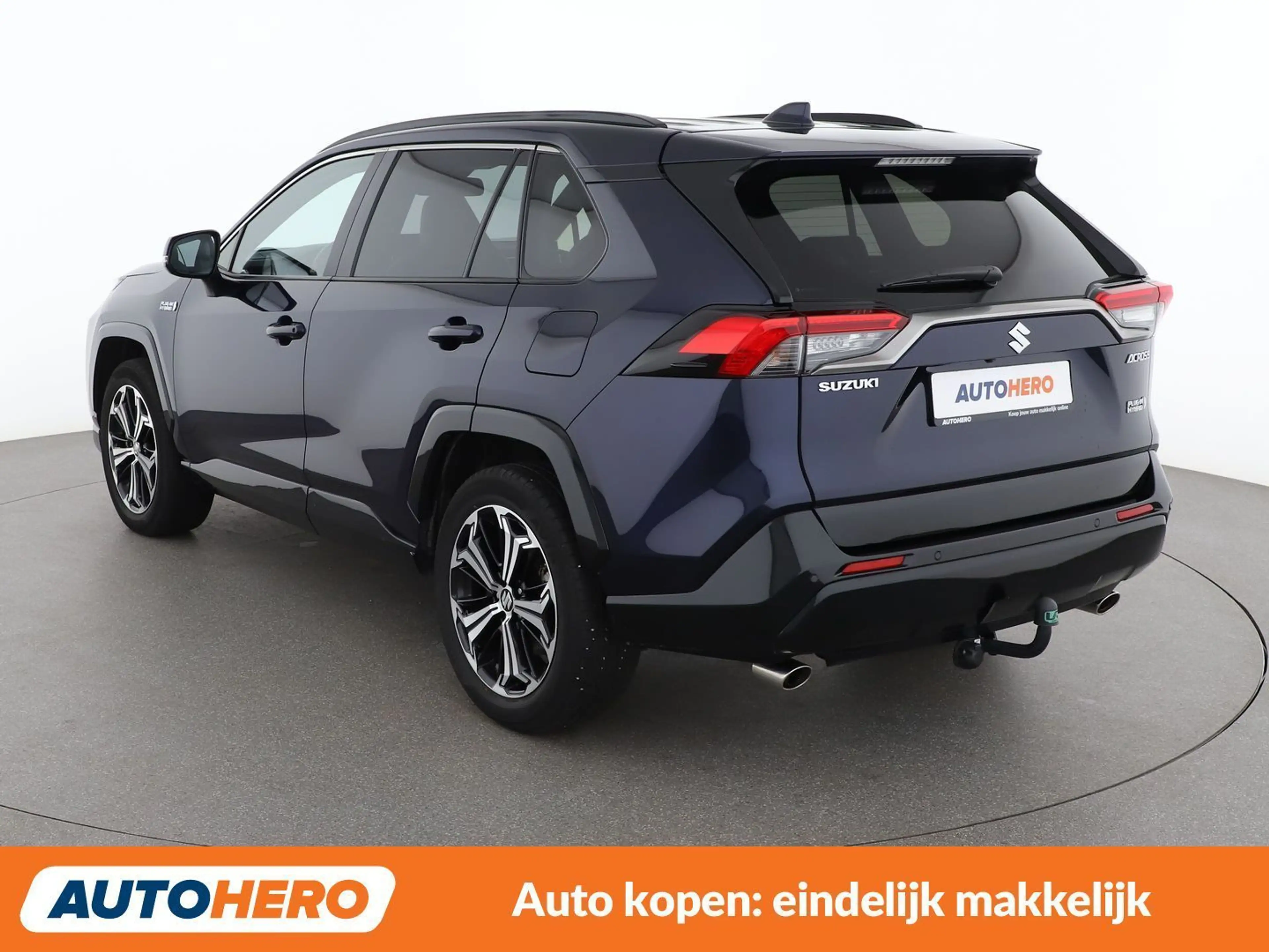 Suzuki Across 2.5 Plug-in Hybrid Comfort+ E-Four — photo 4