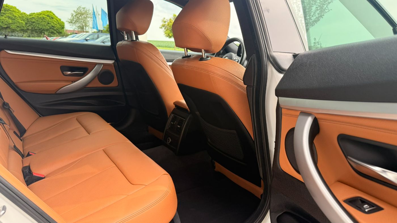 BMW 340 i xDrive M Performance Power and Soundkit — photo 14