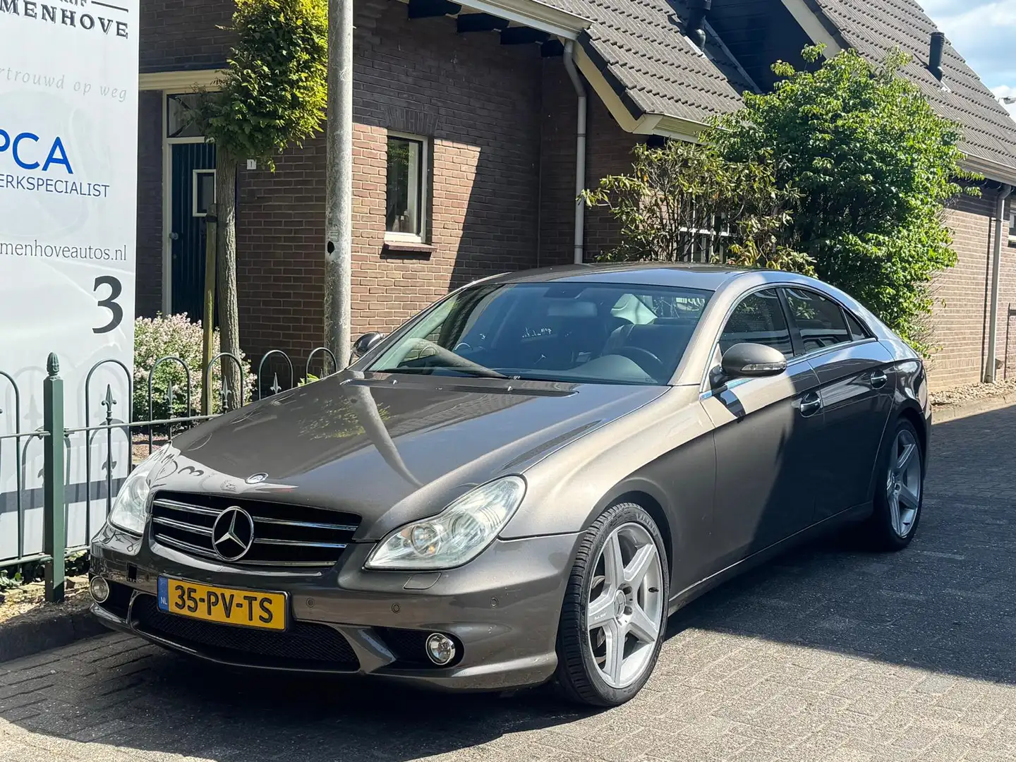 Mercedes-Benz CLS 350 AMG Airco/Leder/Stoelverw./Lichtmetalen velgen Сірий - 2