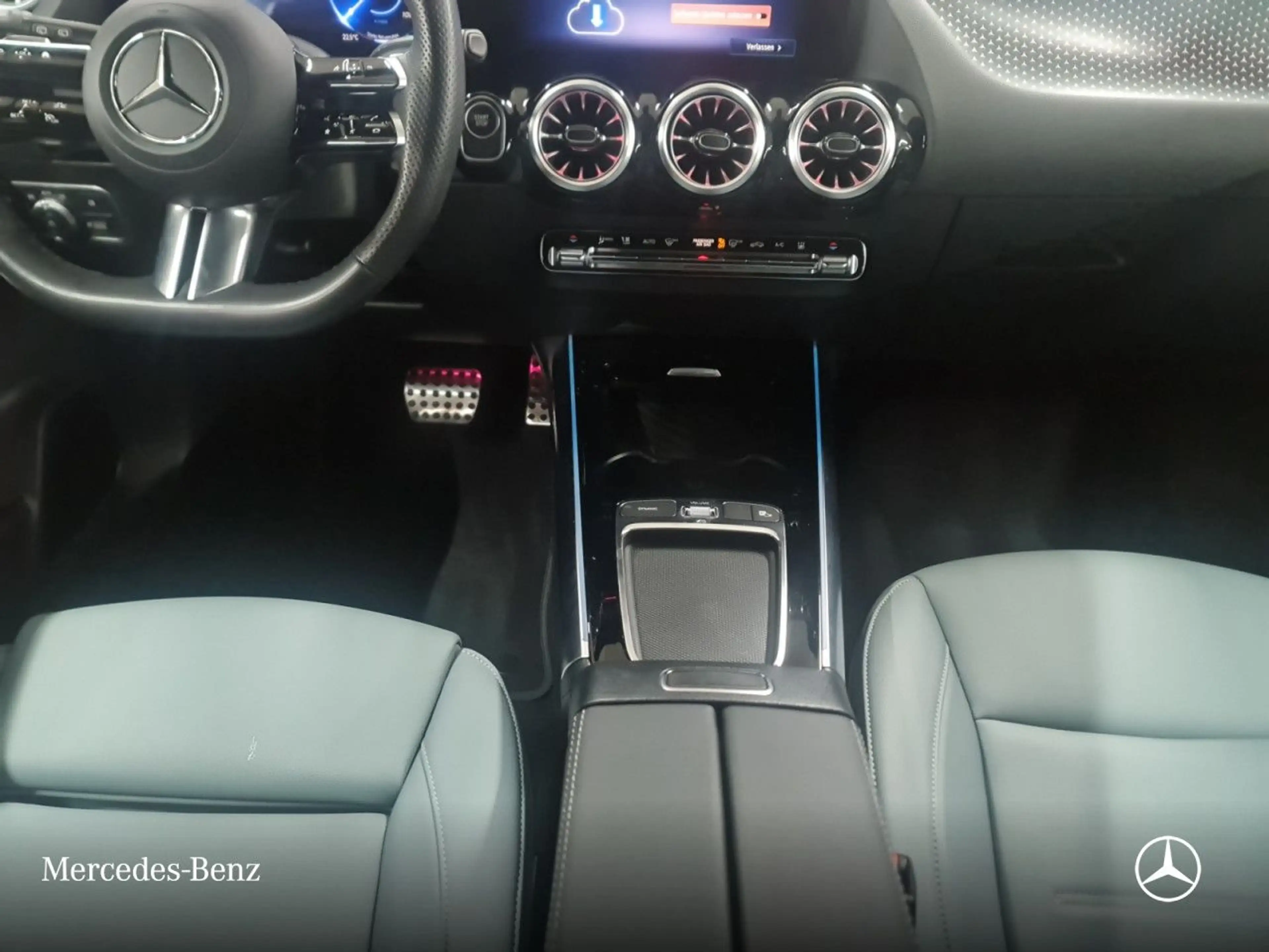 Mercedes-Benz EQA 250 AMG+PLUS-PAKET+KAMERA+KEYLESS+SPUR — photo 15