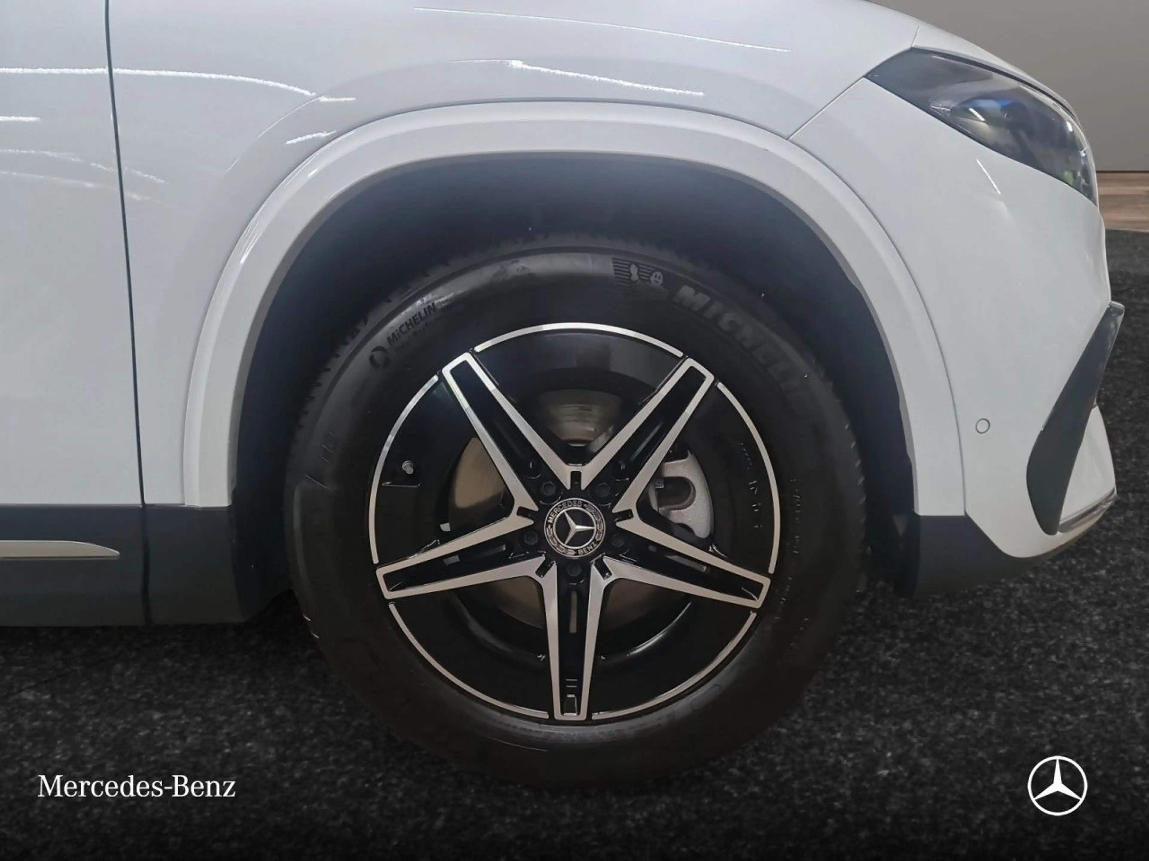 Mercedes-Benz EQA 250 AMG+PLUS-PAKET+KAMERA+KEYLESS+SPUR — photo 6