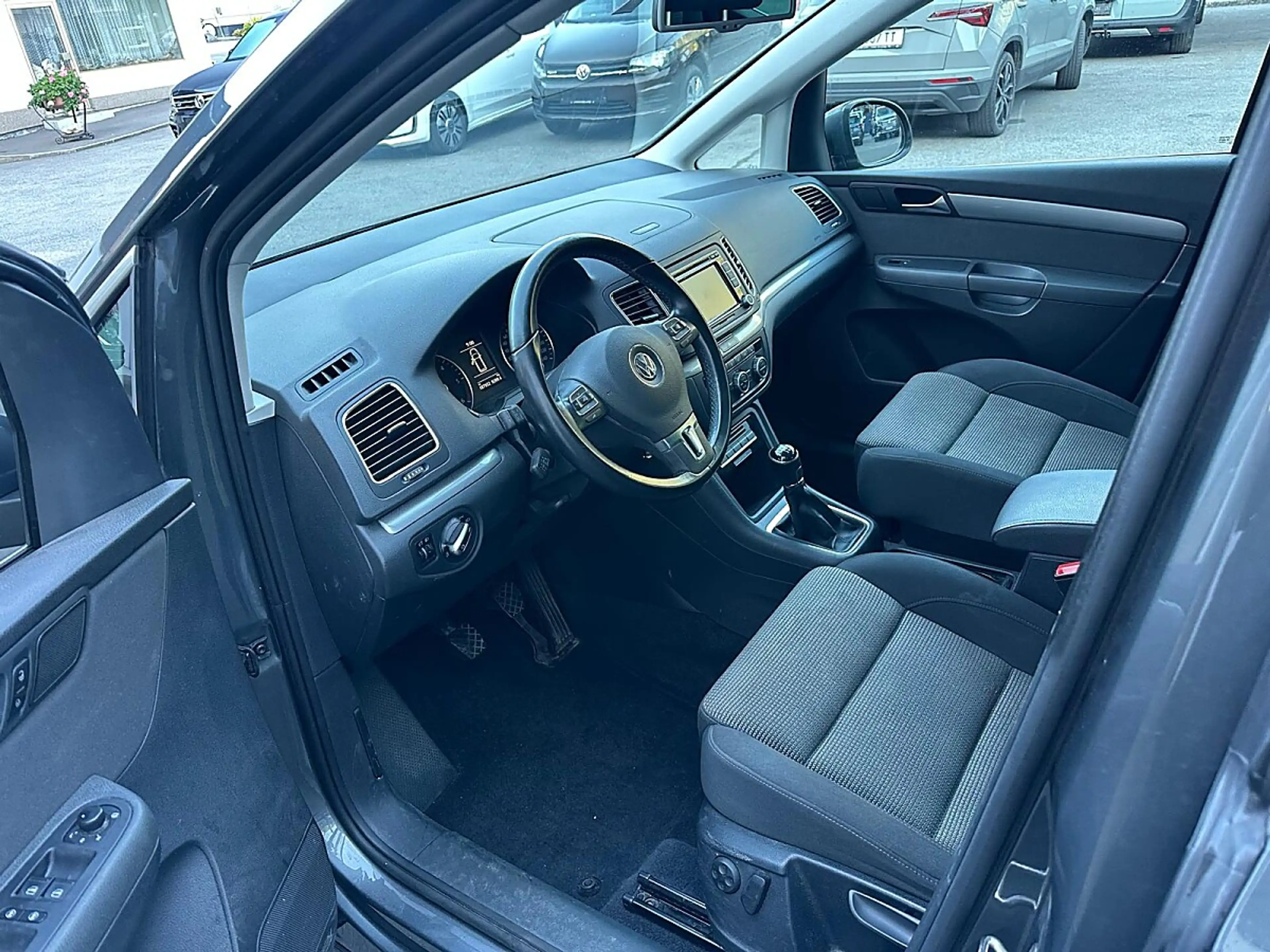 Volkswagen Sharan 2.0 TDI Comfortline