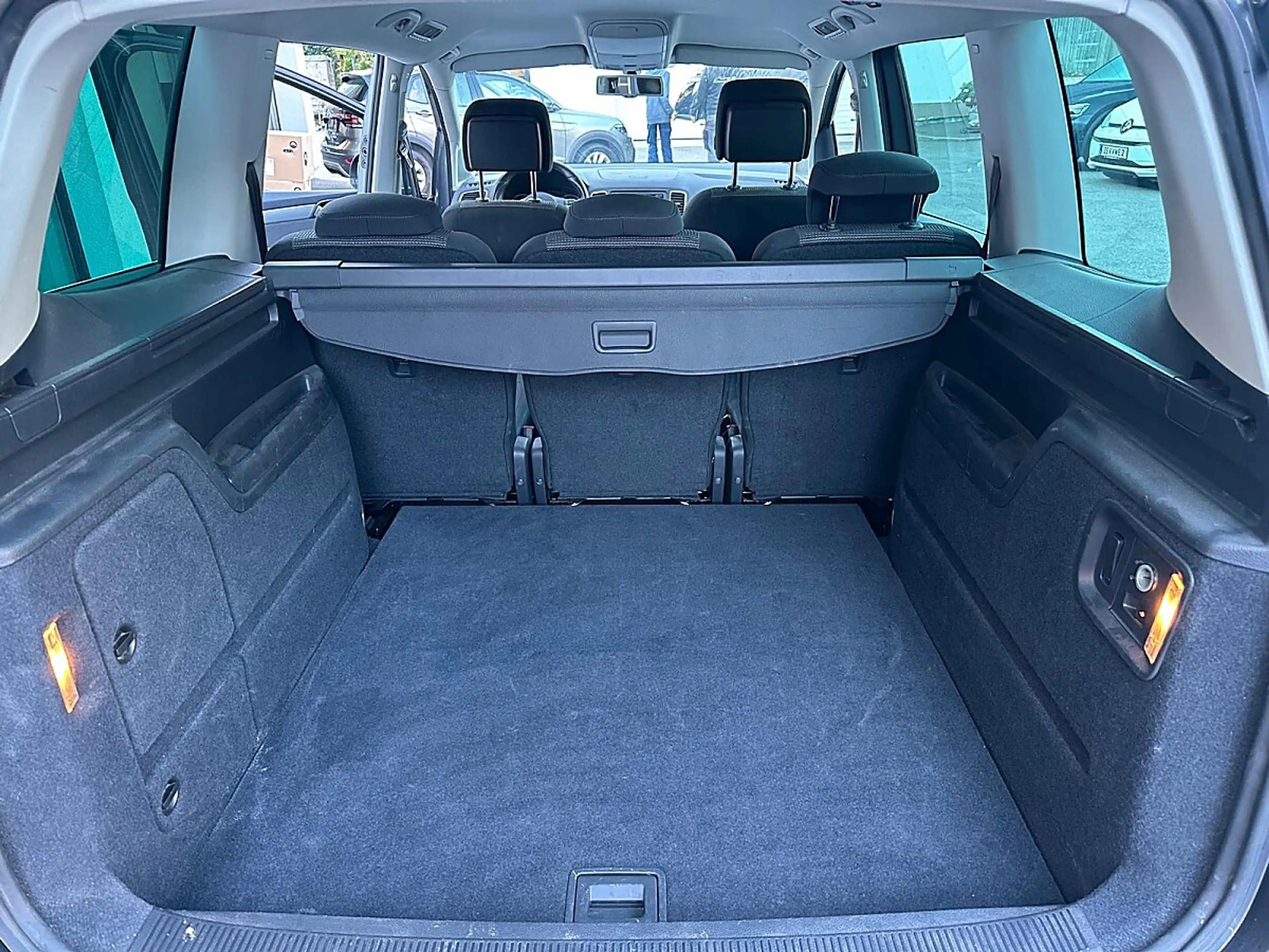 Volkswagen Sharan 2.0 TDI Comfortline — photo 10