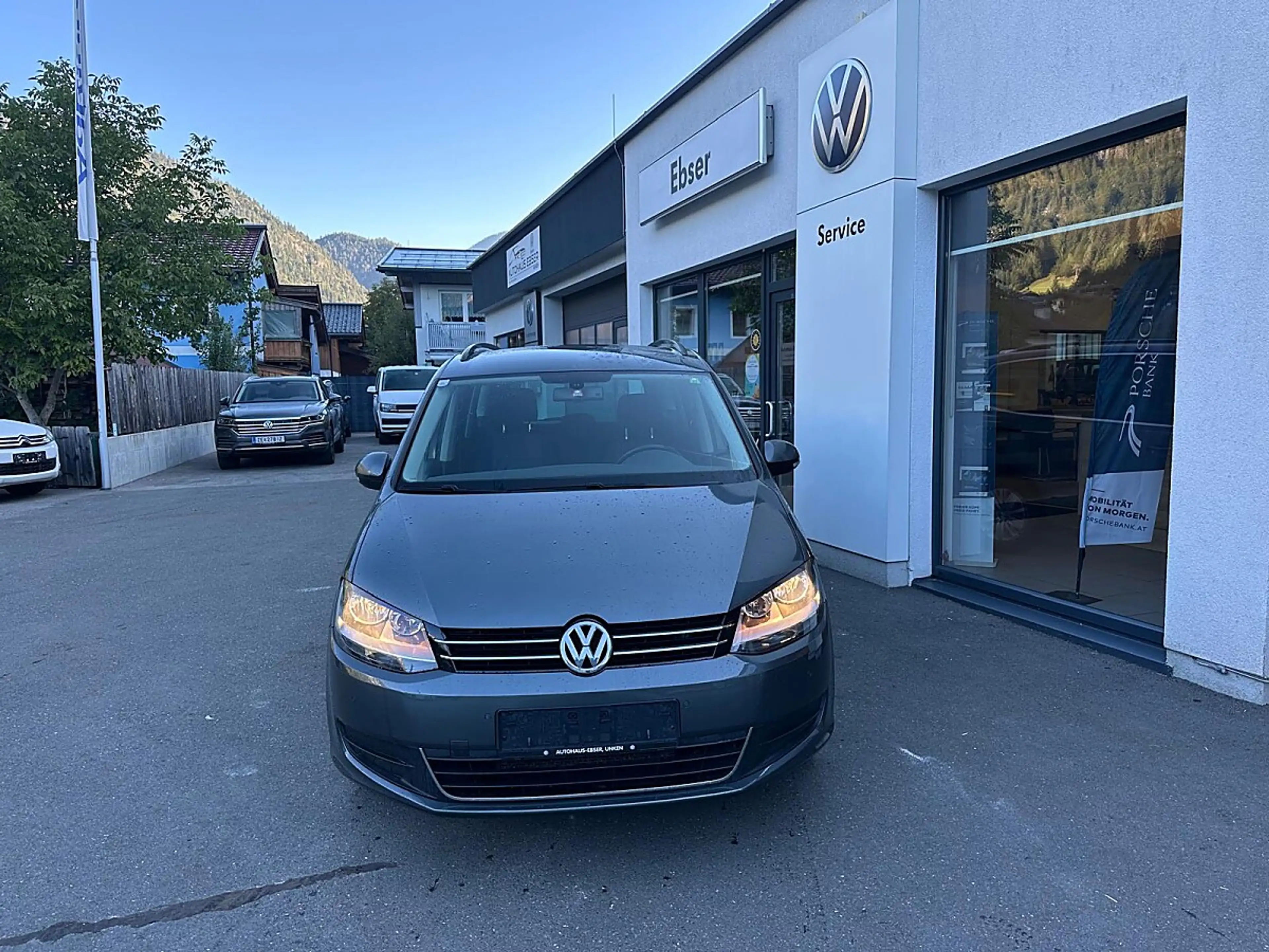 Volkswagen Sharan 2.0 TDI Comfortline — photo 11