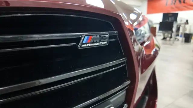 BMW M3 view 8