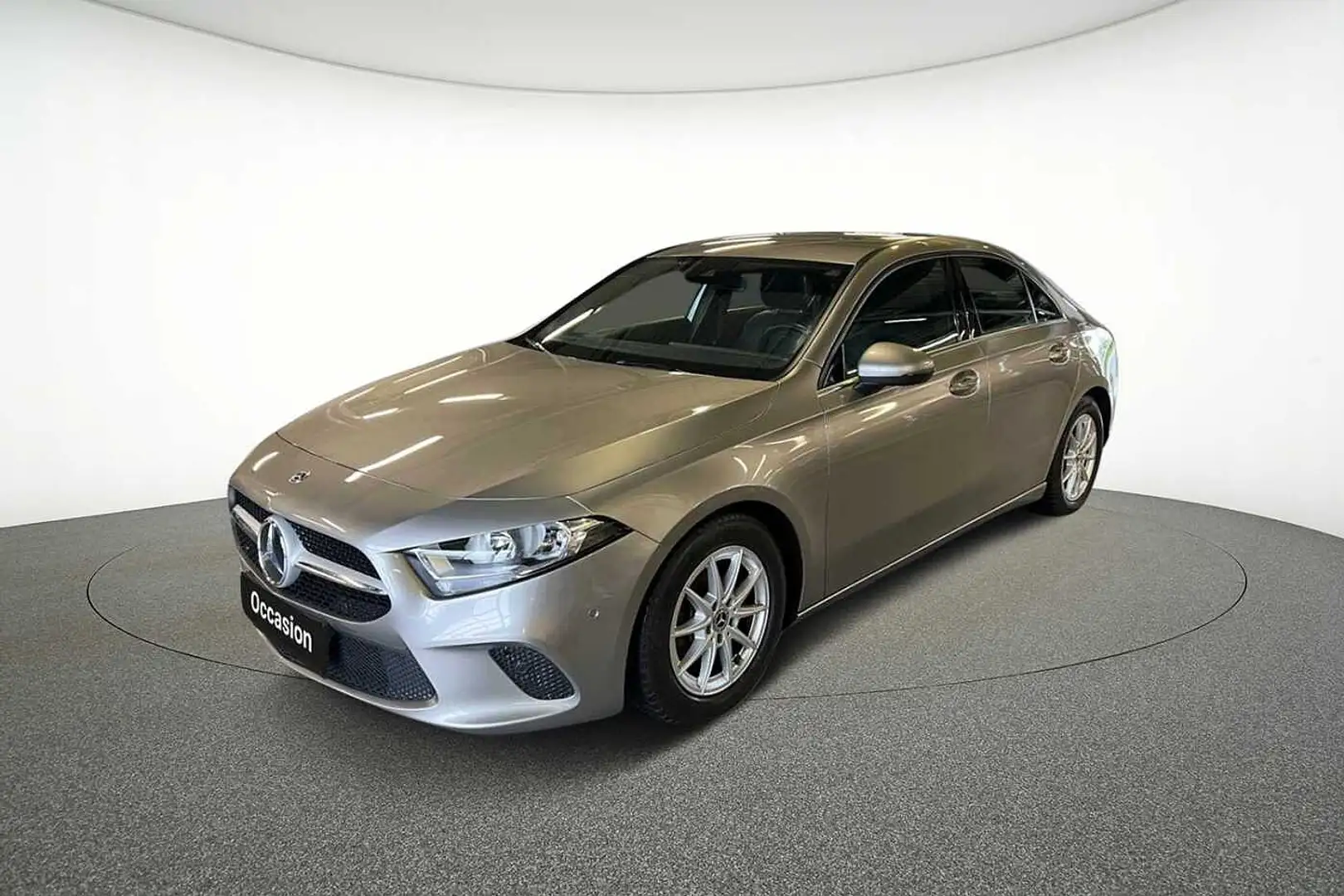 Mercedes-Benz A 180 d Berline Argent - 1