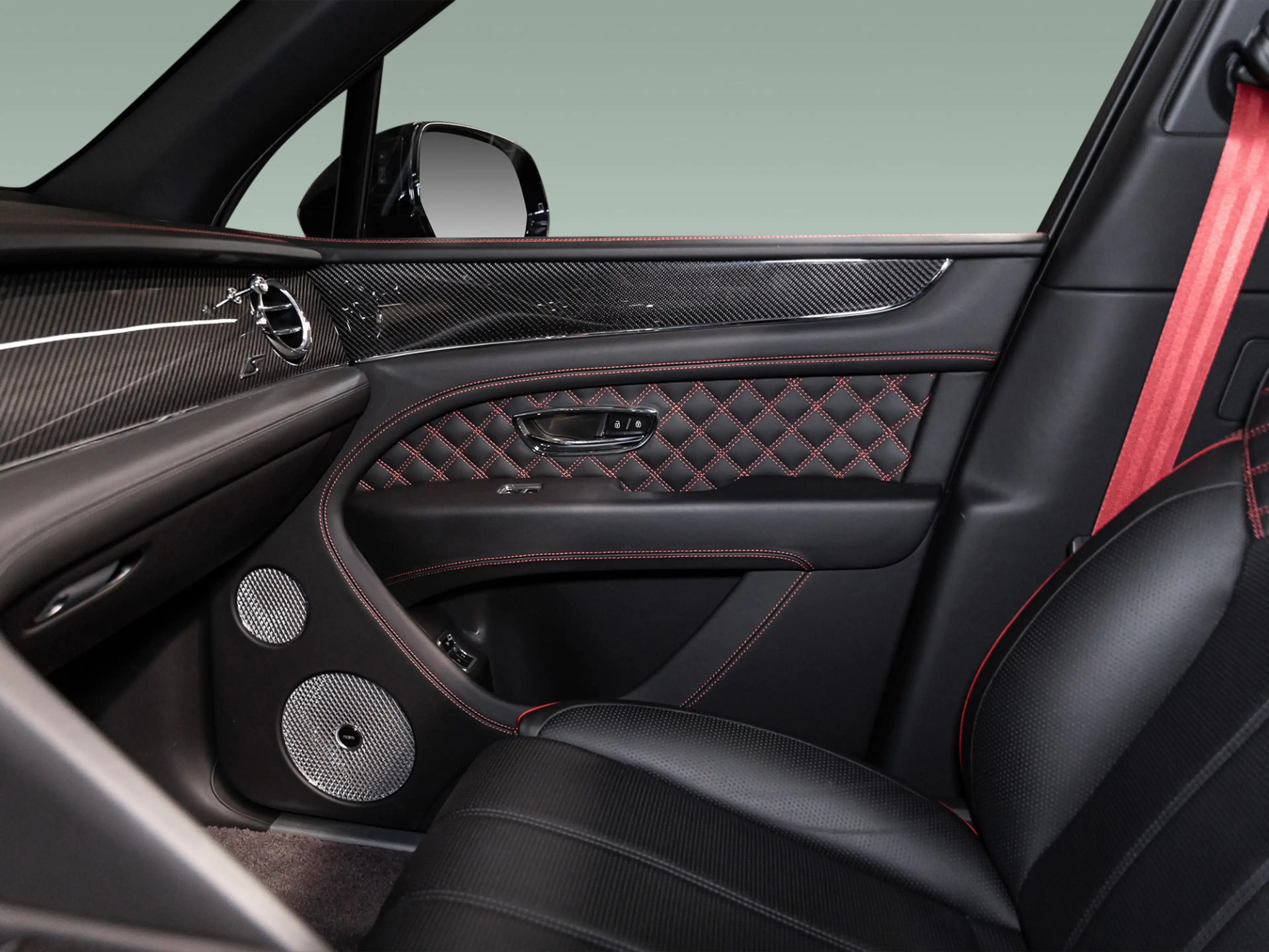 Bentley Bentayga V8 S |Ceramic|Full Carbon|NAIM|Comfort seat — photo 10