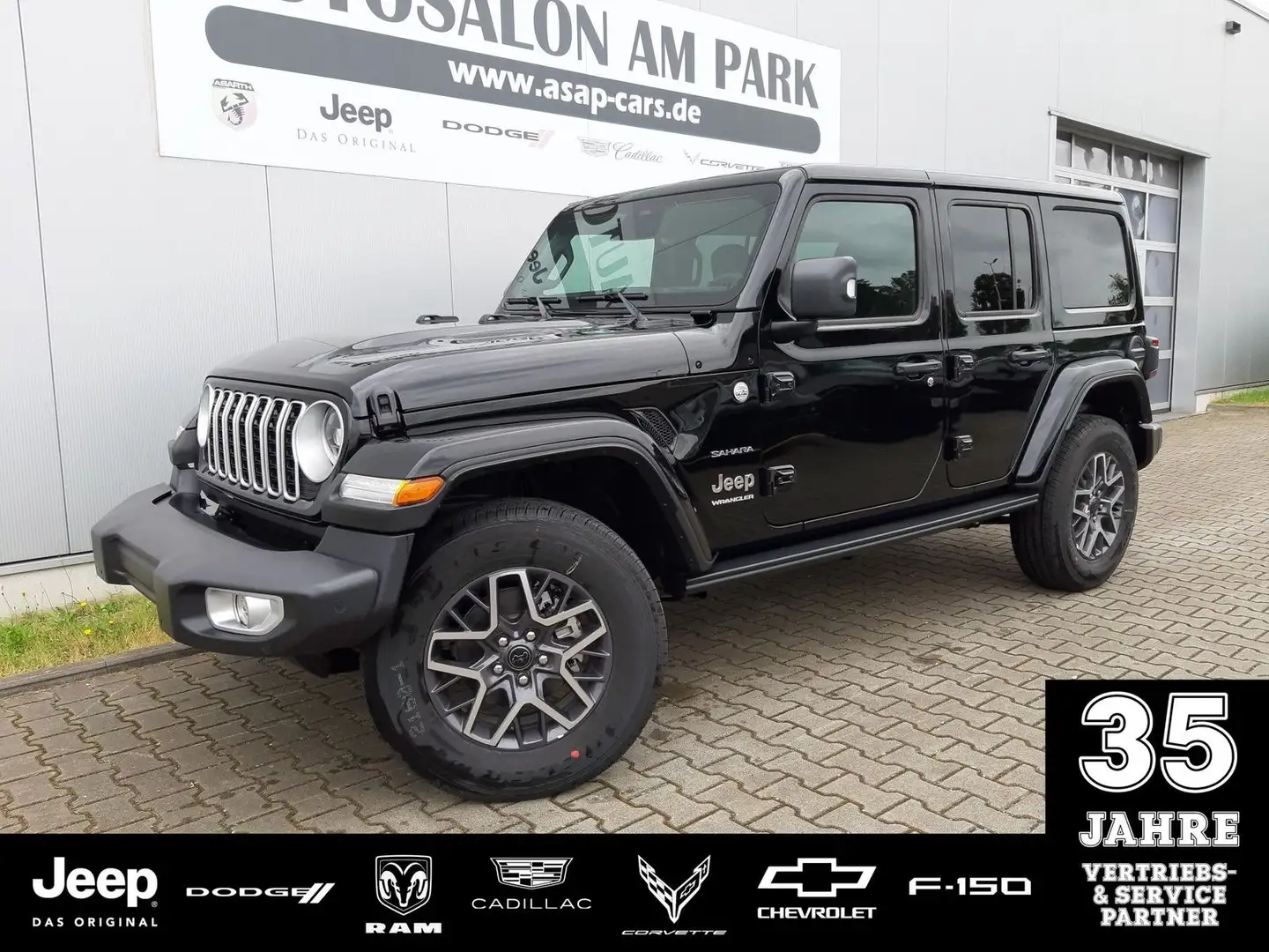 Jeep Wrangler Unlimited Sahara 2.0 T/MJ24/LED Zwart - 1