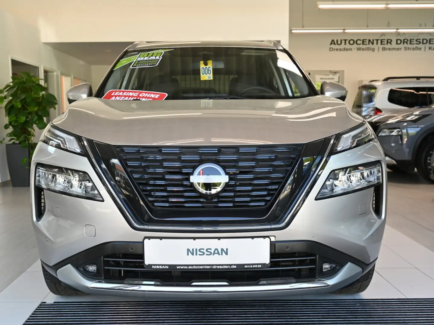 Nissan X-Trail 1.5VC-T e-Power Tekna 360 ACC HUD KAM Stříbrná - 2