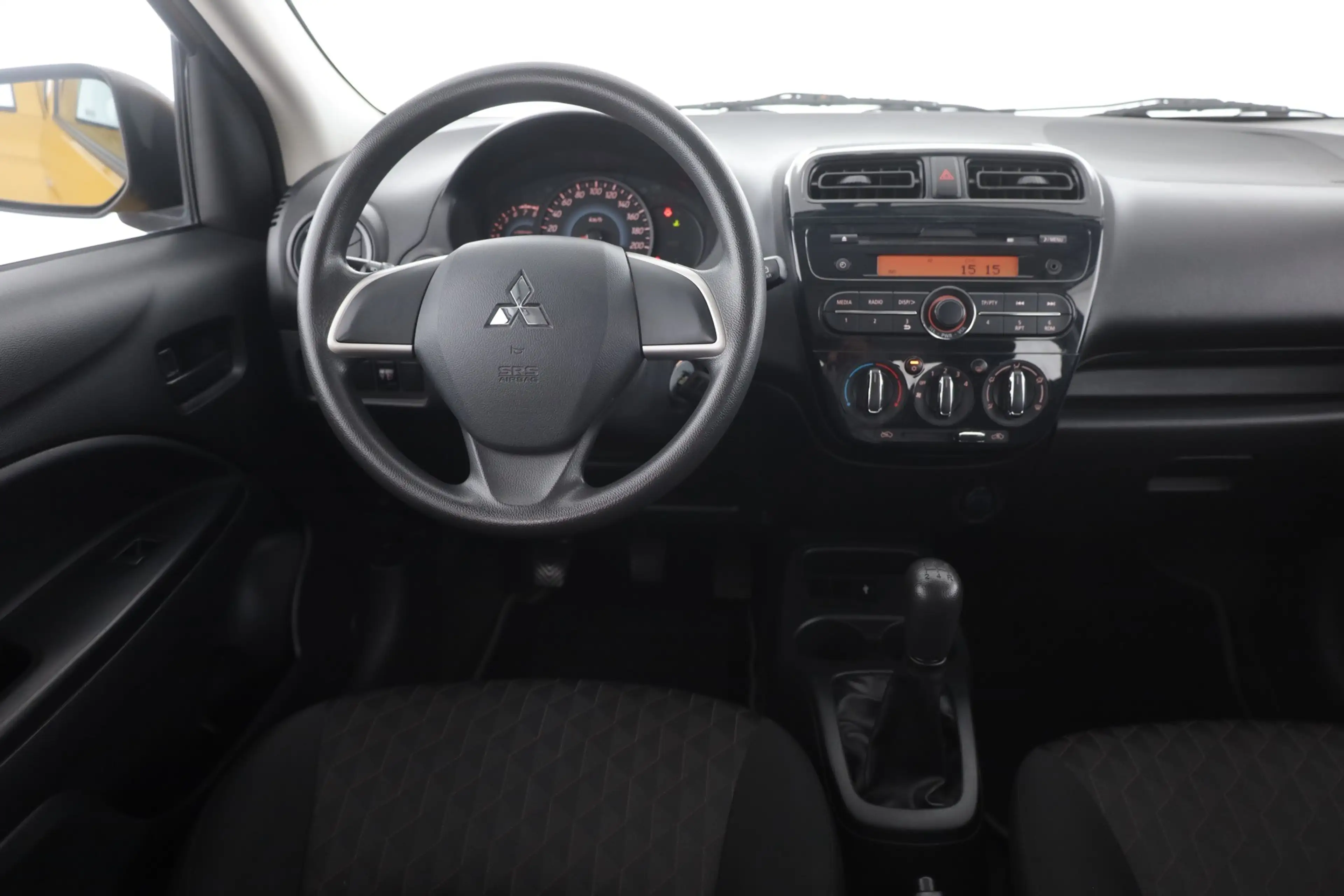 Mitsubishi Space Star 1.0 Intro Klima USB Tagfahrlicht AUX — photo 10
