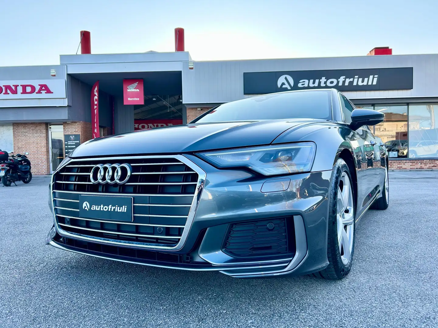 Audi A6 S LINE 45 2.0TFSI 245CV MHEV Business Plus S-Tr. Grigio - 1