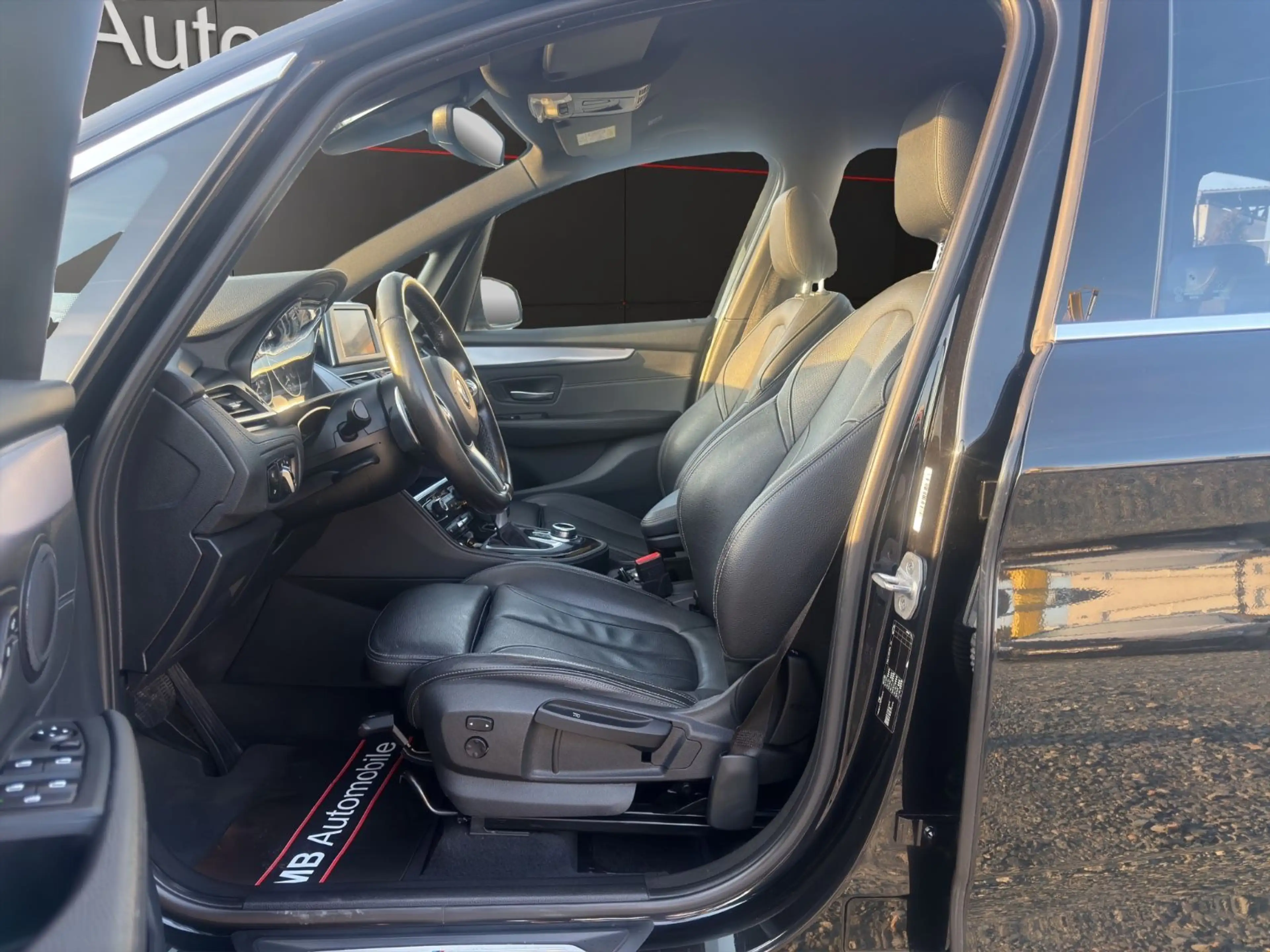 BMW 220 M Sport 7.Sitzer Navi/LED/Leder — photo 13