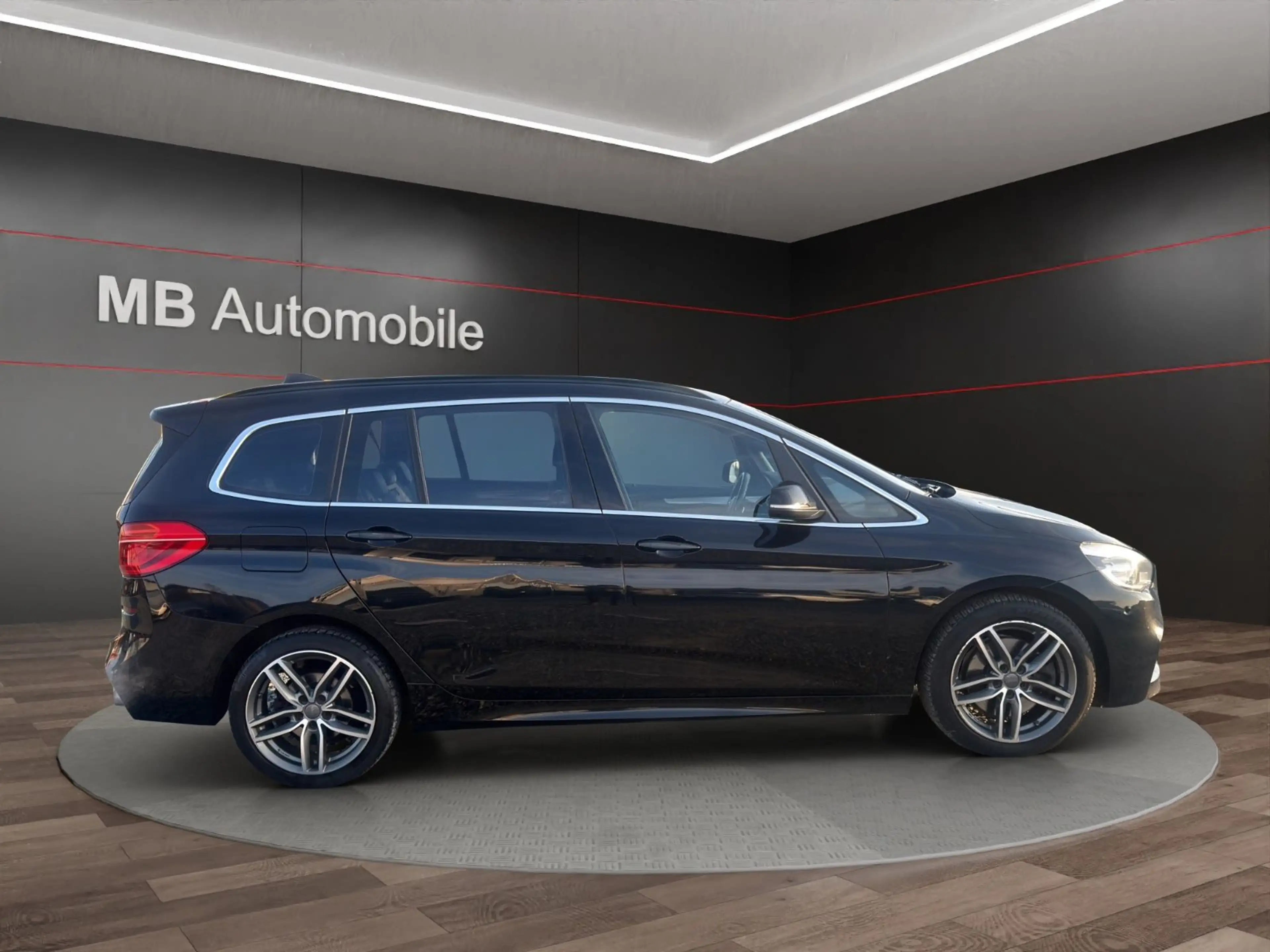 BMW 220 M Sport 7.Sitzer Navi/LED/Leder — photo 10