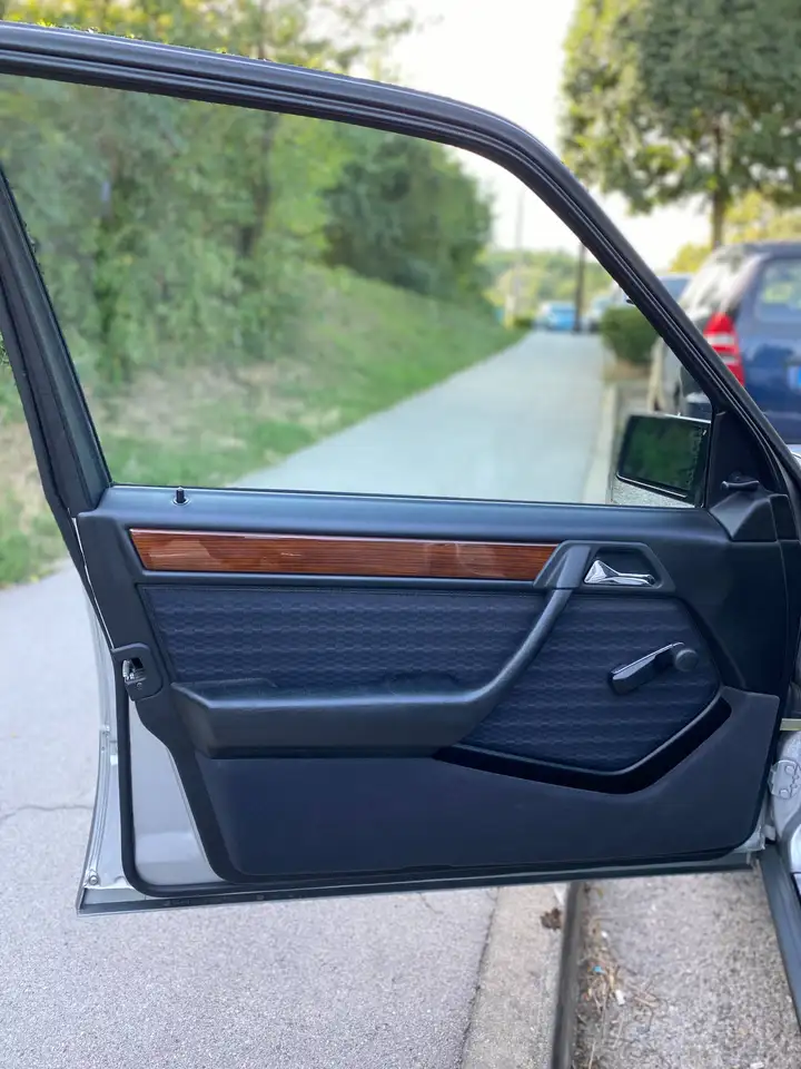 Mercedes-Benz 300 W124 Diesel, foto 9