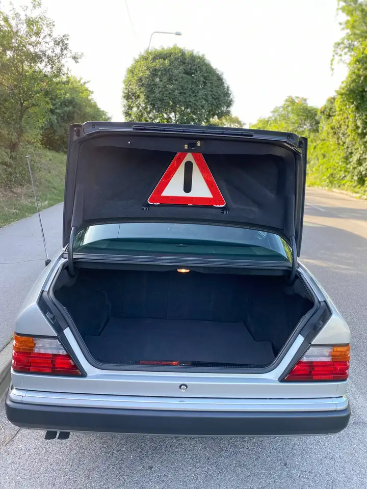 Mercedes-Benz 300 W124 Diesel, foto 4