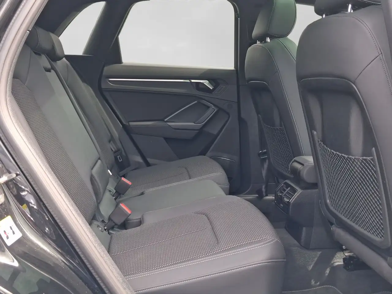 Audi Q3 45 TFSIe S LINE NAVI PANO LM20 OPTIK SONOS, миниатюра 6