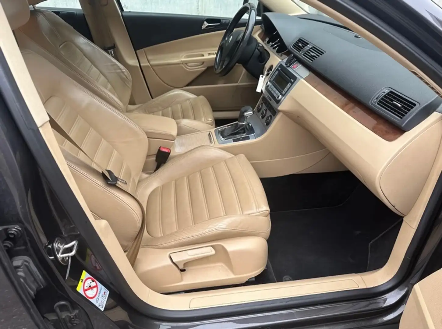 Volkswagen Passat 2.0 Сірий - 2