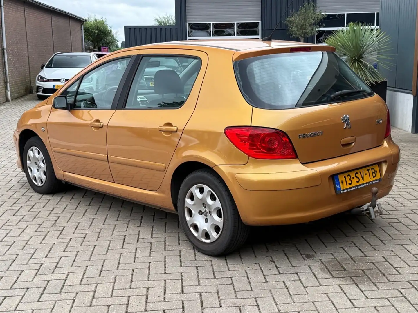 Peugeot 307 inruilkoopje zo mee nemen Oranje - 2