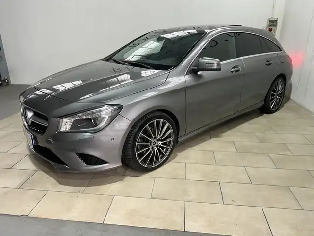 Mercedes-Benz CLA 200 d (cdi) Premium 4matic auto