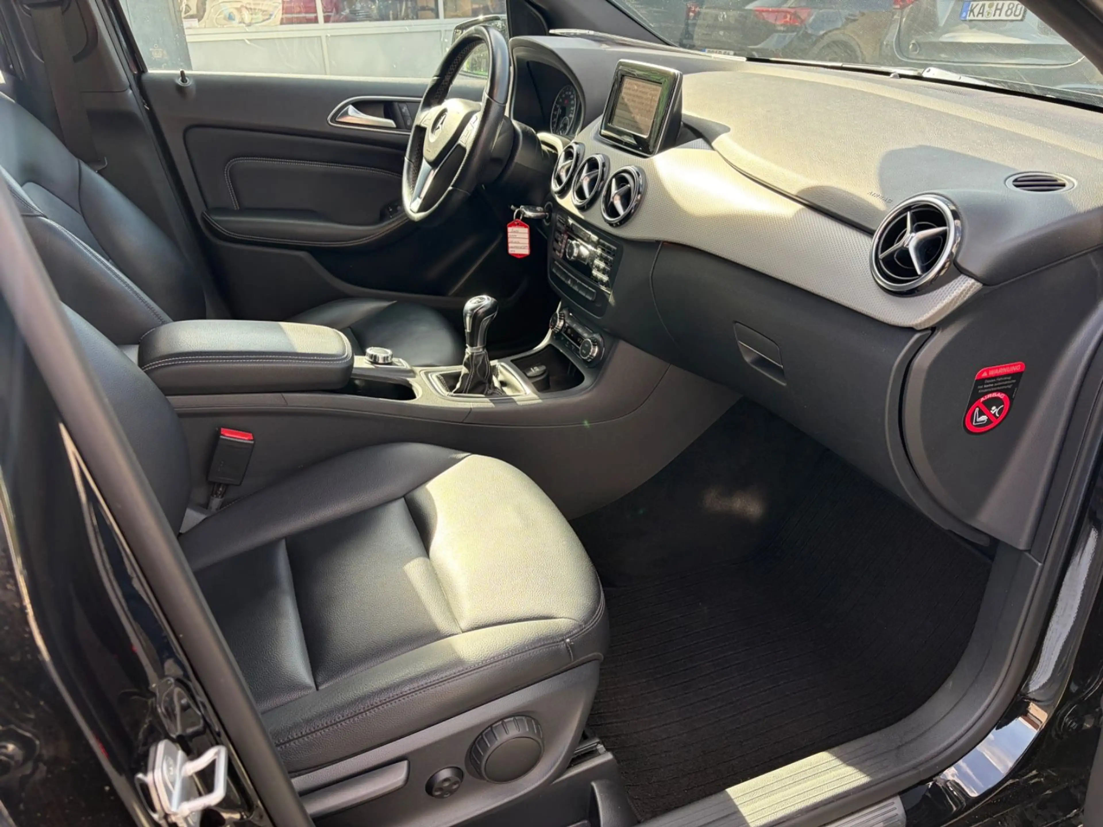 Mercedes-Benz B 200 B B 200 Edition 1 — photo 13