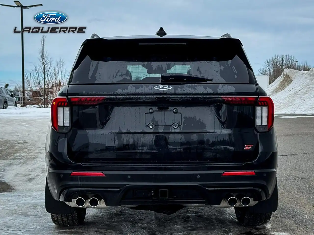 Ford Explorer снимка Ford Explorer