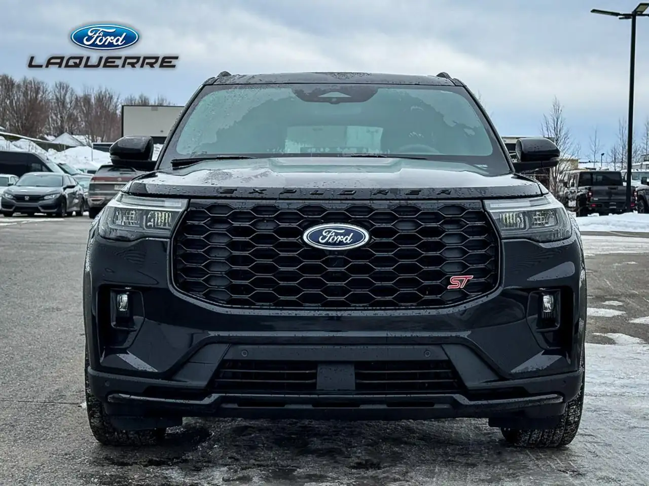 Ford Explorer снимка Ford Explorer