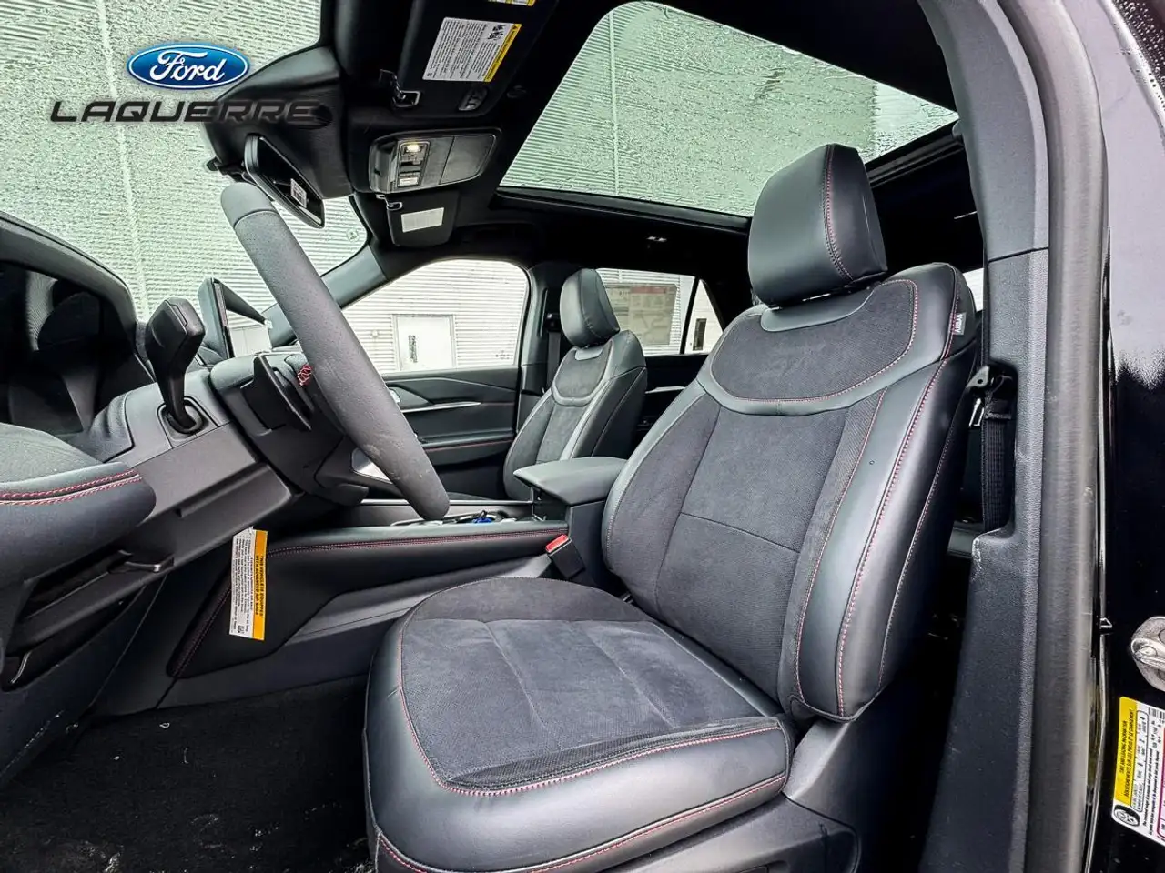 Ford Explorer снимка Ford Explorer