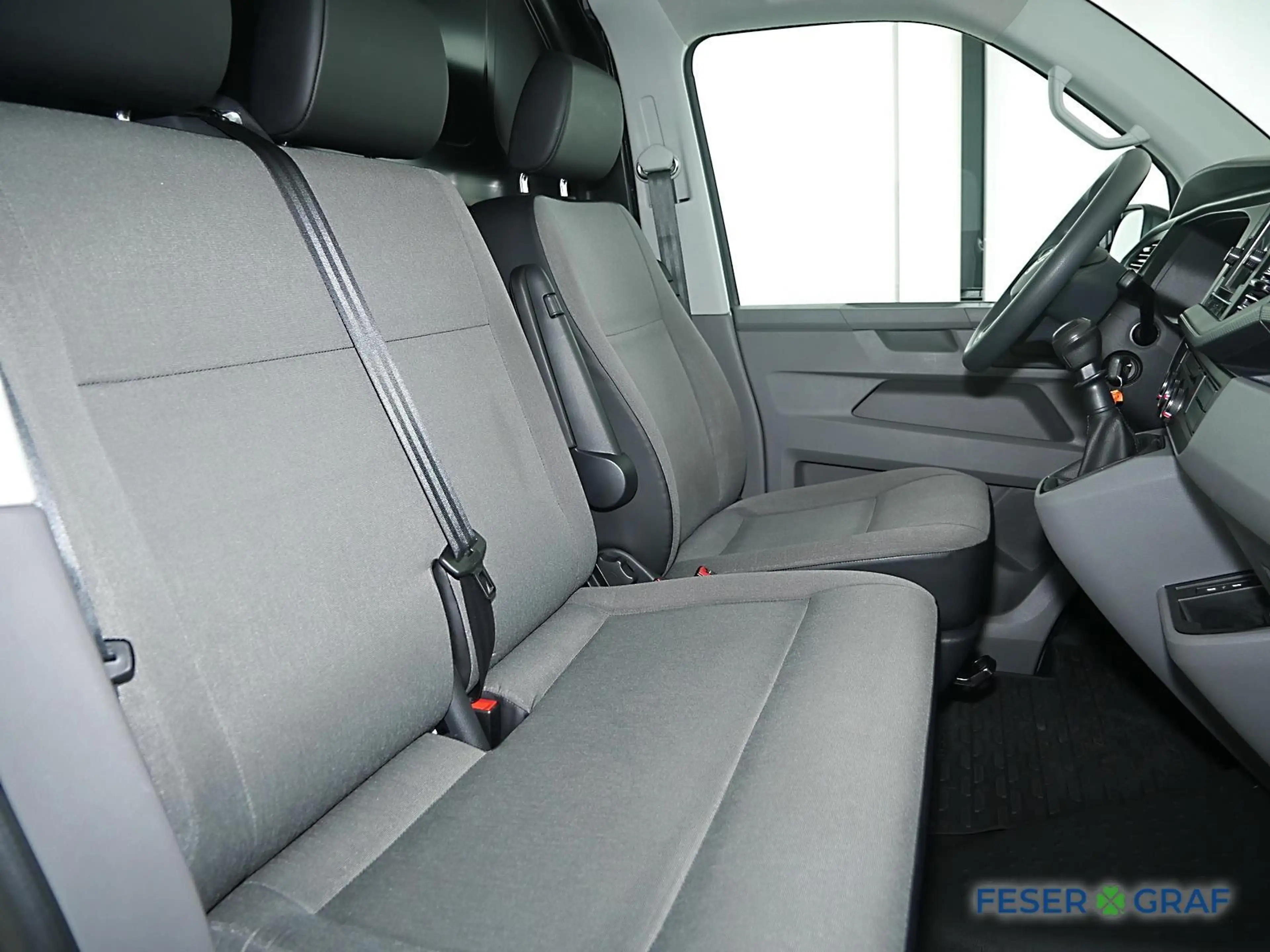 Volkswagen T6.1 Transporter 6.1 Kasten 2.0TDI LR Rückfahrkamera — photo 7