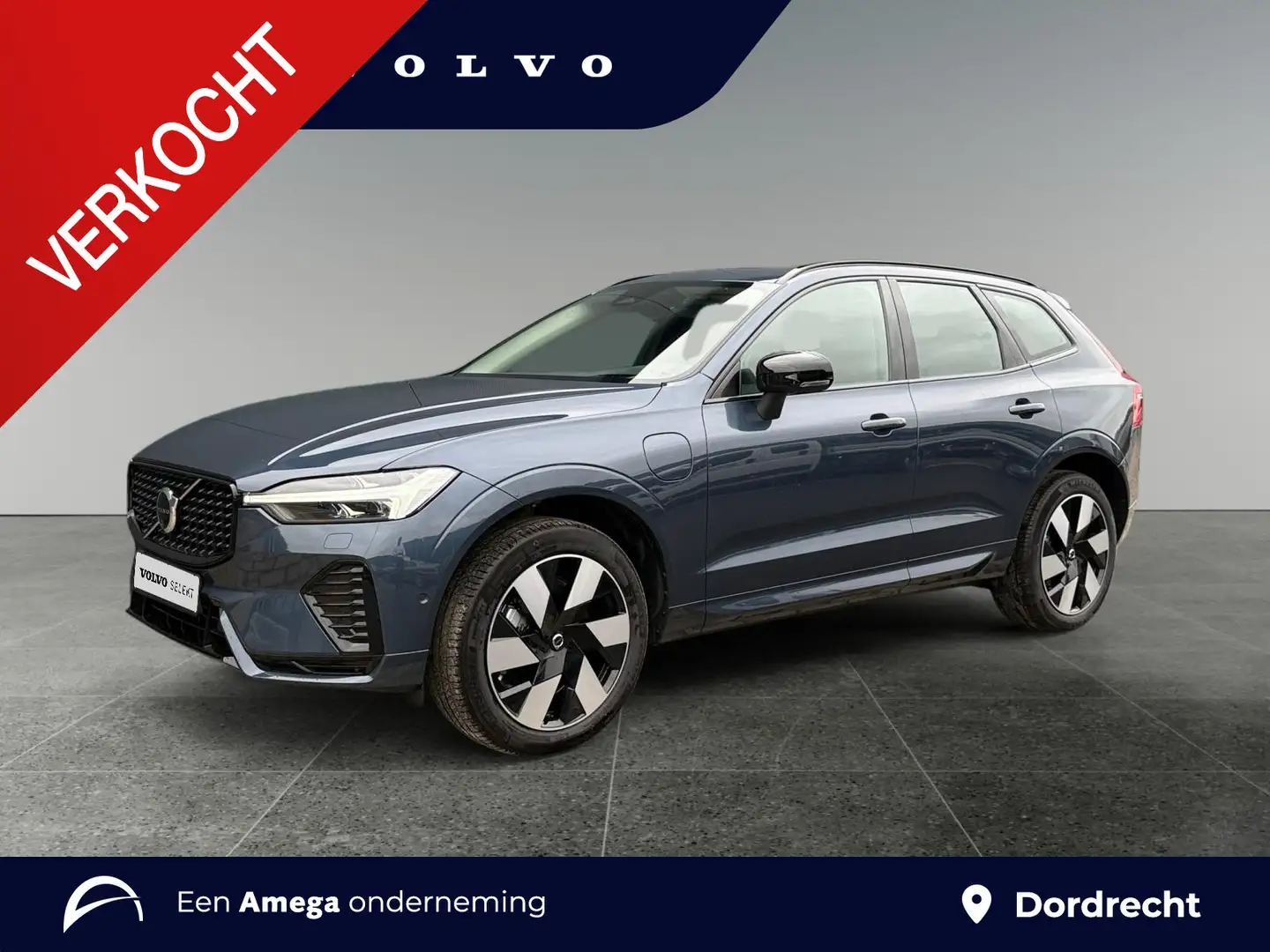 Volvo XC60 2.0 T6 Plug-in hybrid AWD Ultra Dark | Panoramadak Blauw - 1
