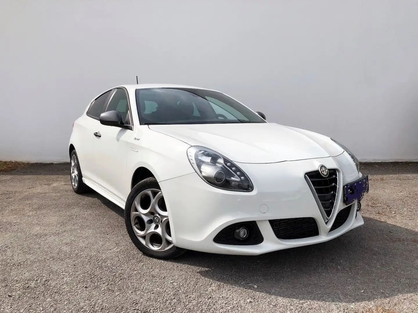 Alfa Romeo Giulietta 2.0 16v JTDm 175PS TCT | TÜV+Bremsen+Batterie NEU! Weiß - 1