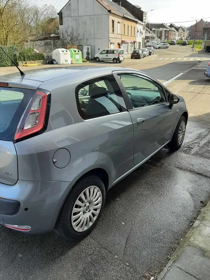 Fiat Punto Evo Punto+EVO+1.3+MultiJet+Dynamic Grijs - 2
