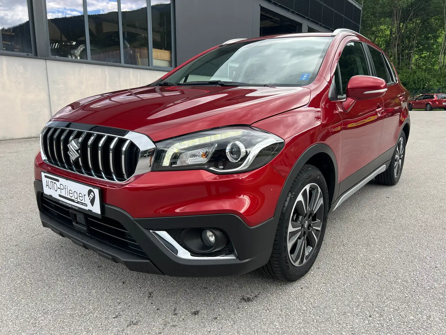 Suzuki SX4 S-Cross 1.4 DITC HYBRID ALLGRIP shine Rot - 1
