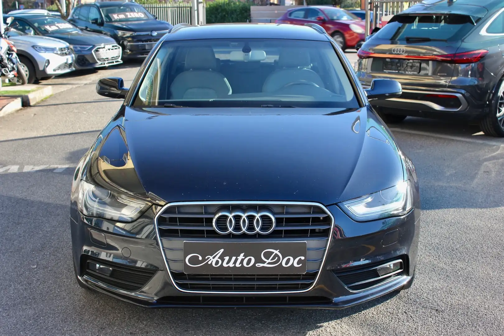 Audi A4 A4 Avant 2.0 TDI 177CV Business Plus Gris - 2