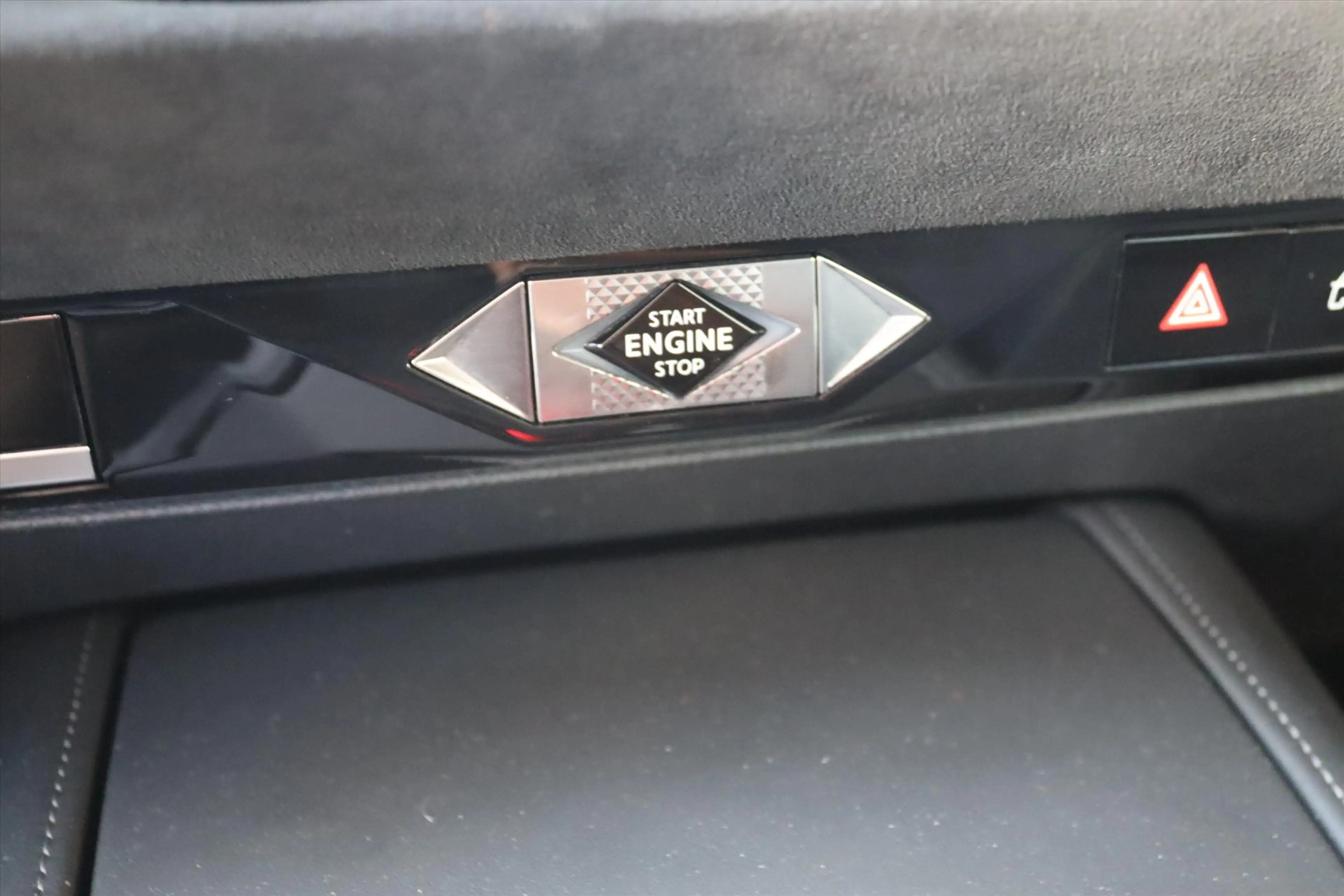 DS Automobiles DS 4 1.6 E-Tense 225PK AUTOMAAT PALLAS Navi | Head Up | — photo 27