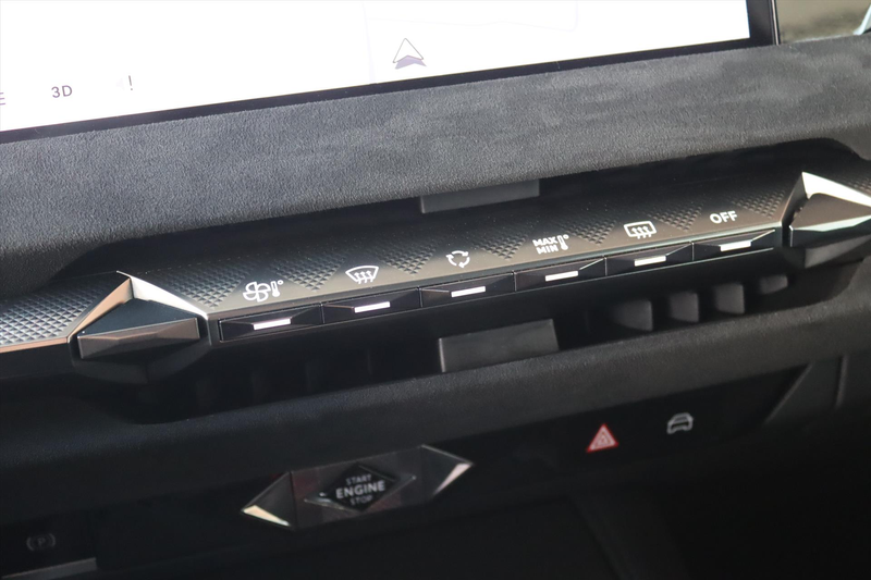 DS Automobiles DS 4 1.6 E-Tense 225PK AUTOMAAT PALLAS Navi | Head Up | — photo 26