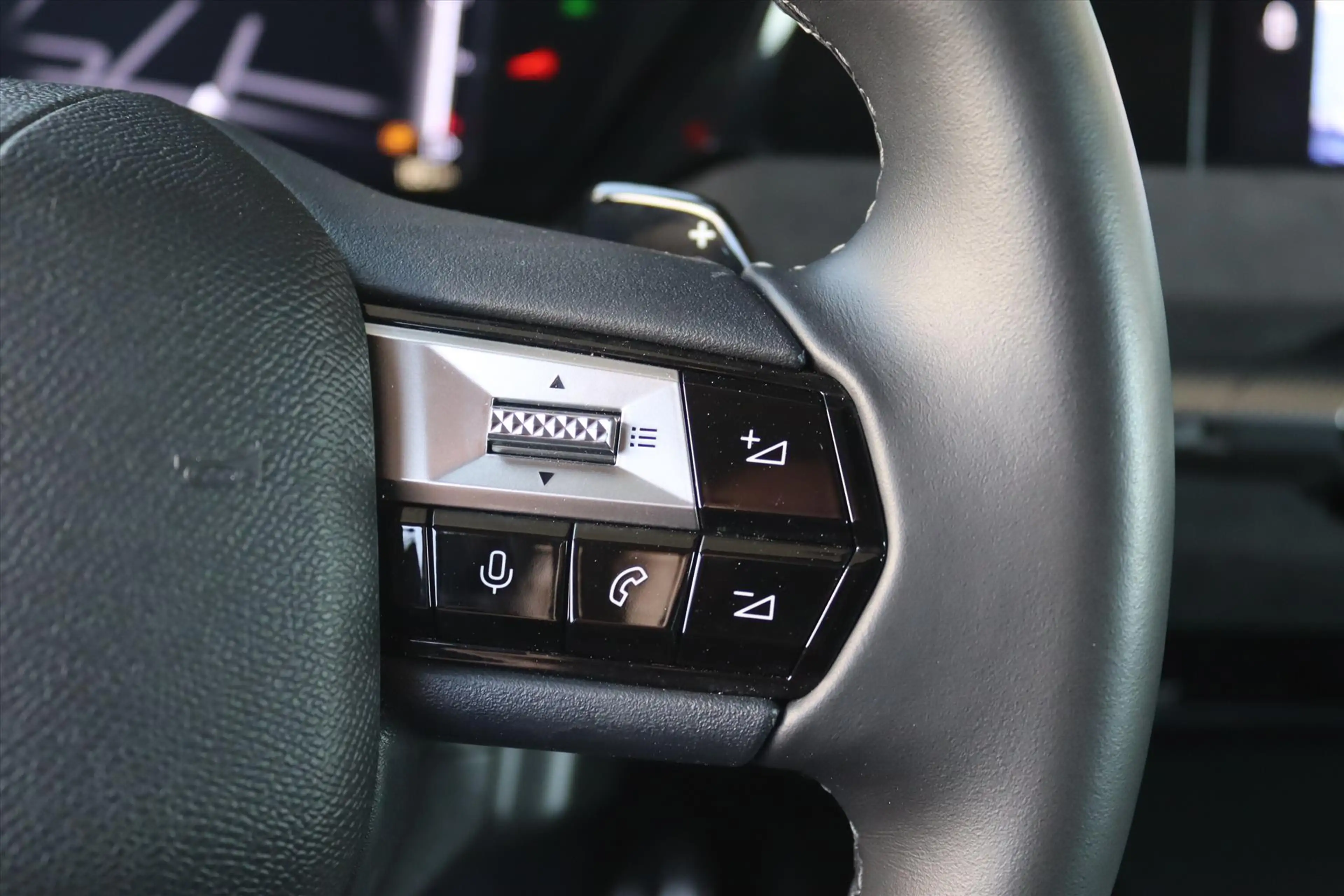 DS Automobiles DS 4 1.6 E-Tense 225PK AUTOMAAT PALLAS Navi | Head Up | — photo 36