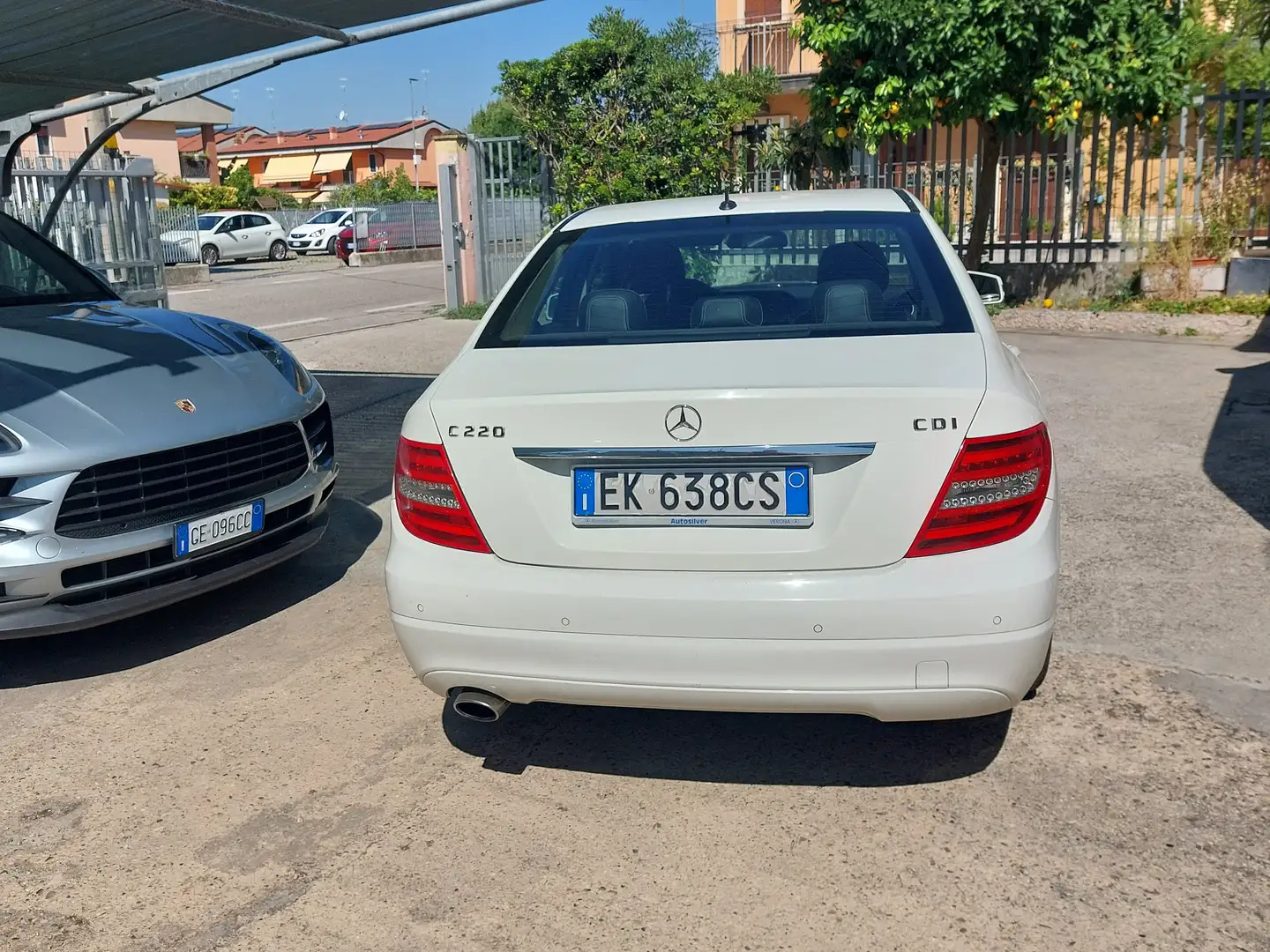 Mercedes-Benz C 220 Classe C - W204 2011 Berlina cdi (be) Elegance Bianco - 2