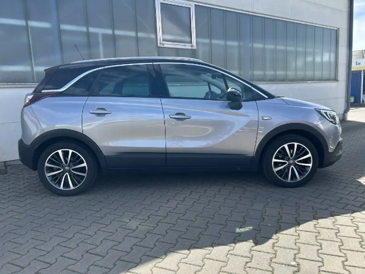 Opel Crossland X 1.2 Turbo Innovation — photo 3